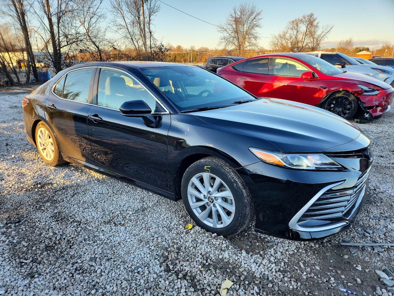 2021 TOYOTA CAMRY LE photo 7