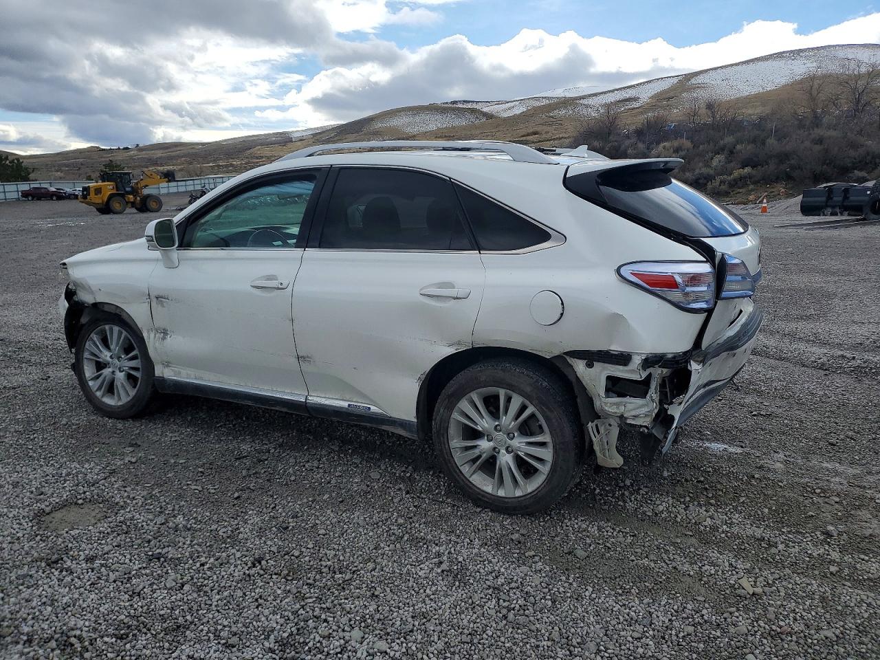 2011 LEXUS RX 450H photo 2
