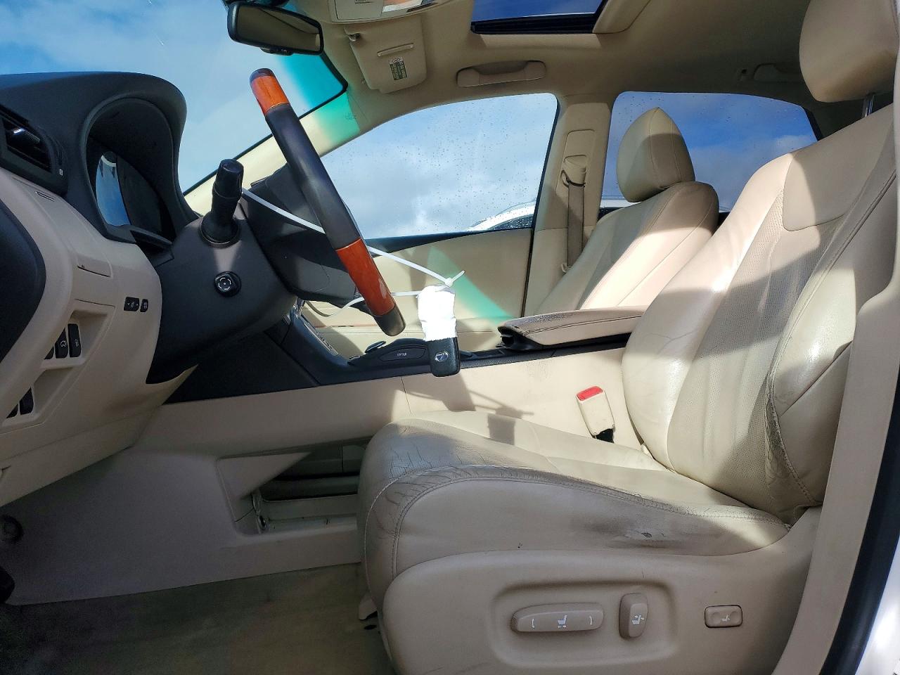2011 LEXUS RX 450H photo 7