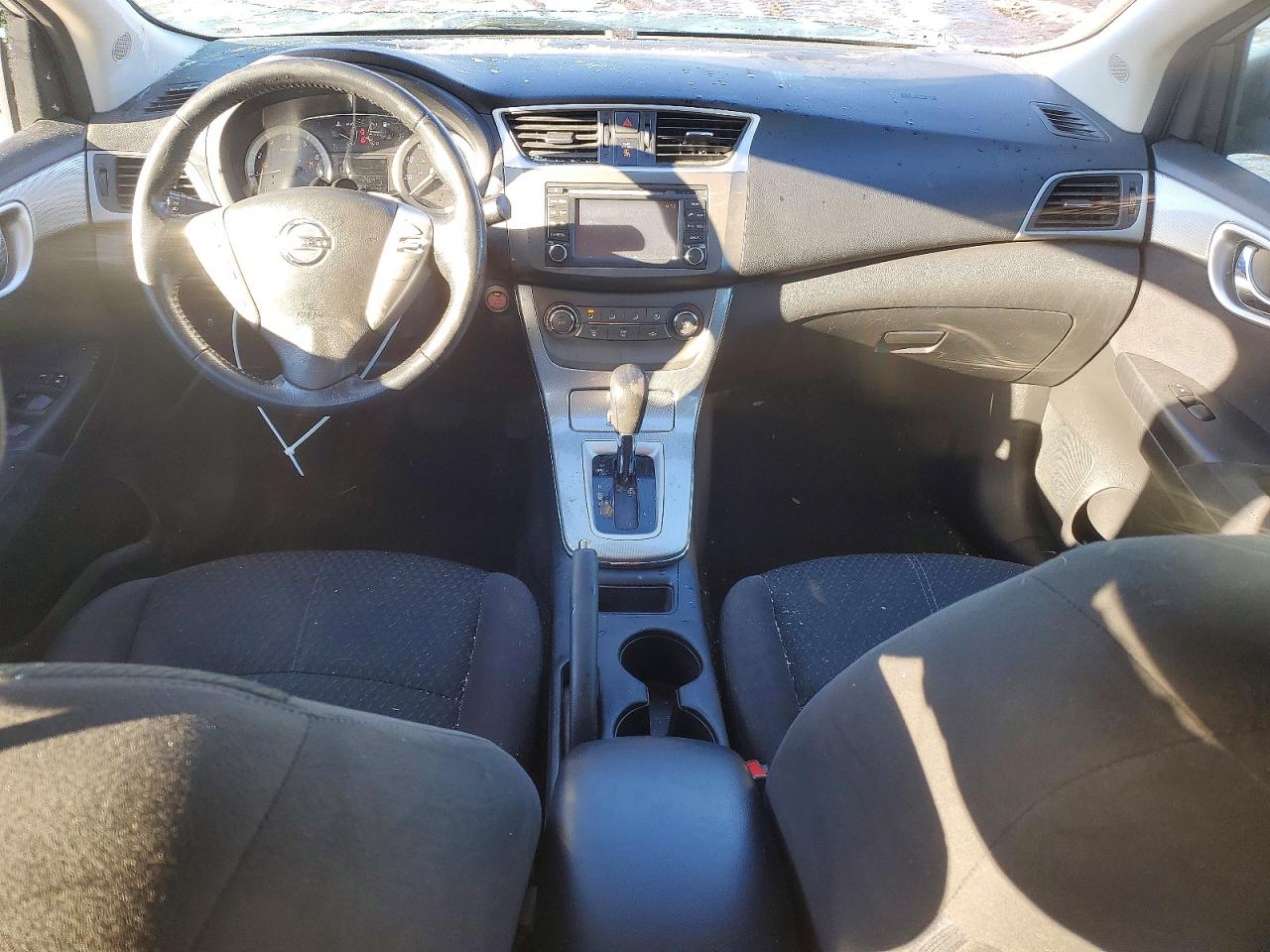 2013 NISSAN SENTRA S photo 8