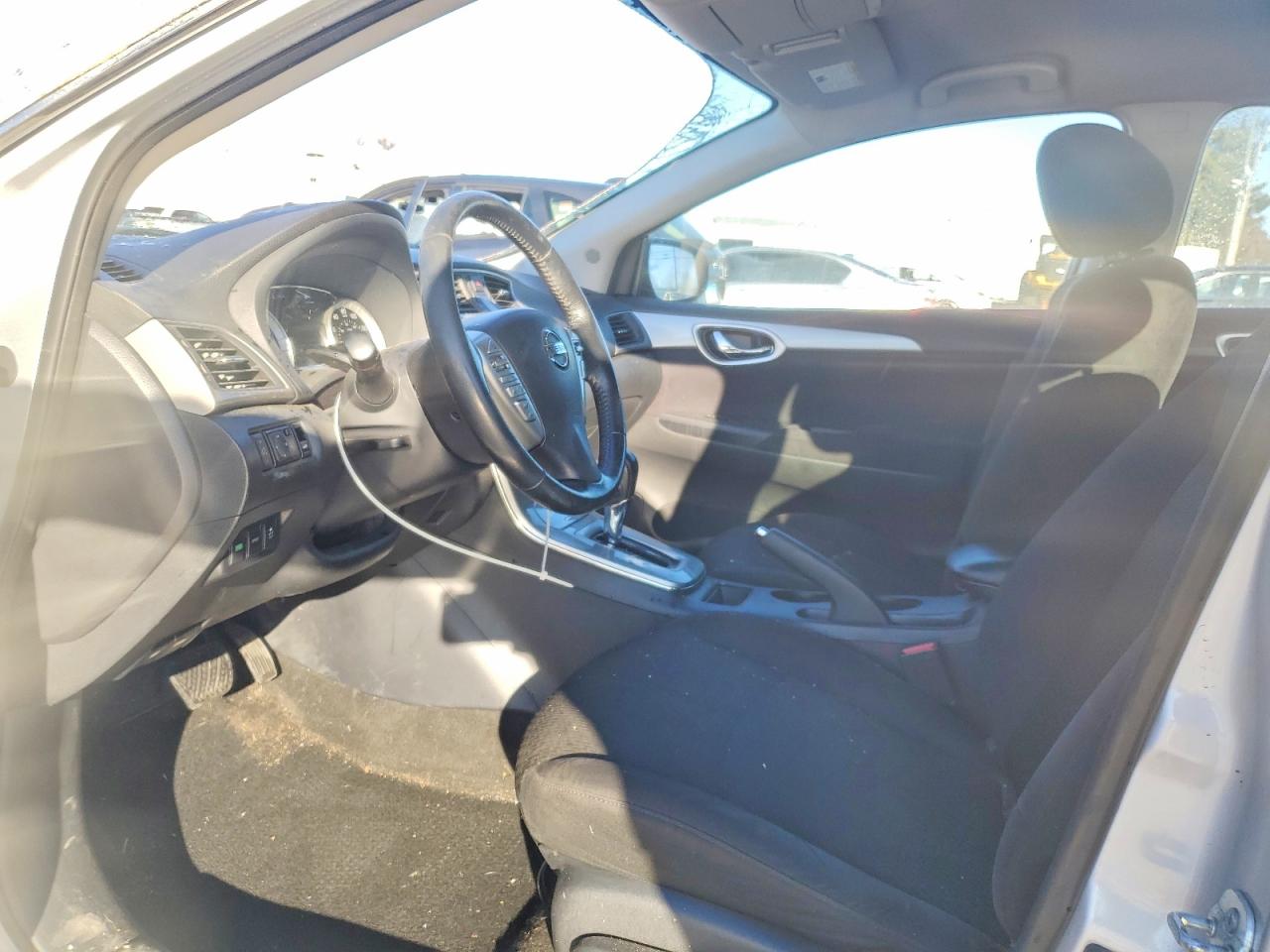 2013 NISSAN SENTRA S photo 7