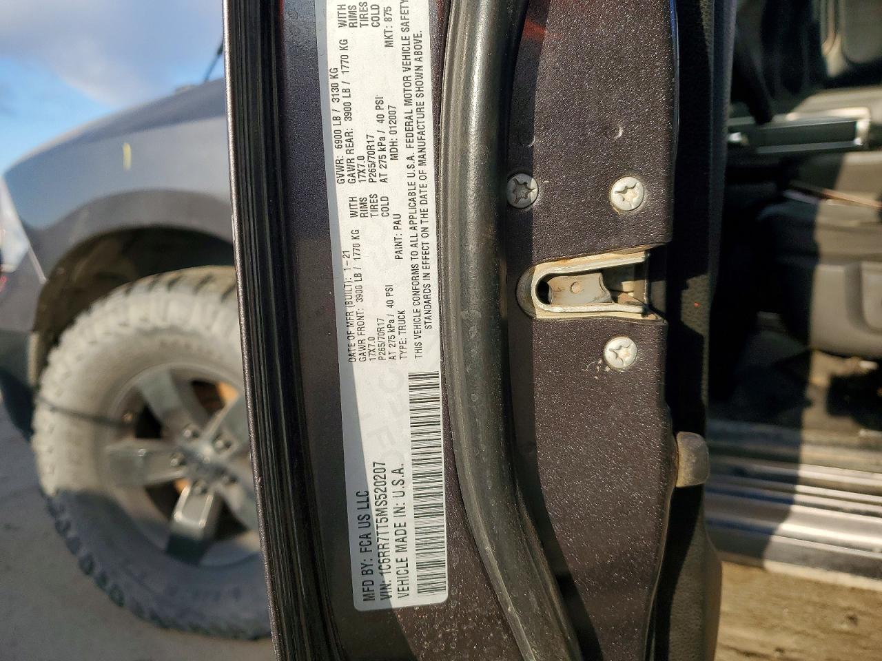 2021 RAM 1500 CLASSIC SLT photo 12