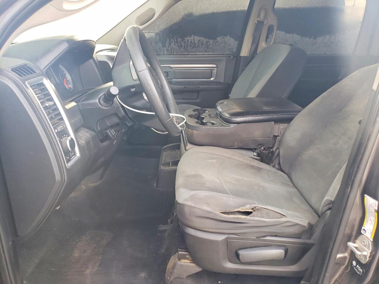 2021 RAM 1500 CLASSIC SLT photo 7