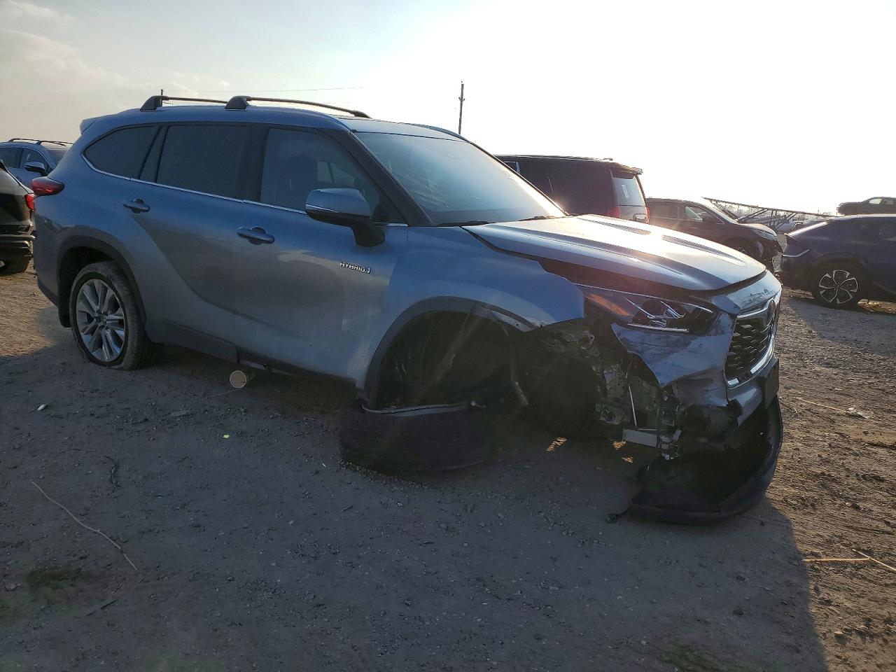 2021 TOYOTA HIGHLANDER HYBRID LIMITED photo 4