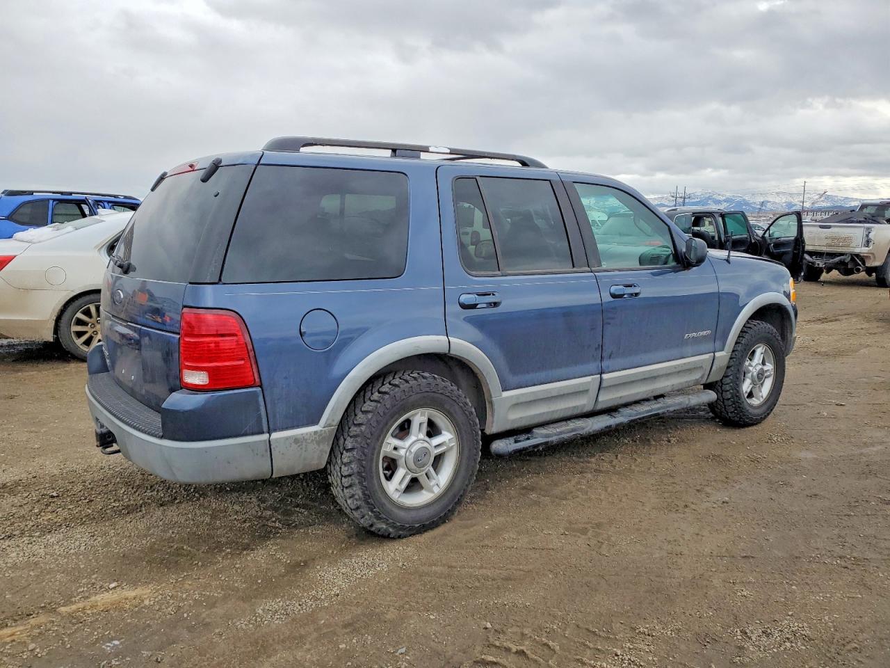 2002 FORD EXPLORER XLT photo 3