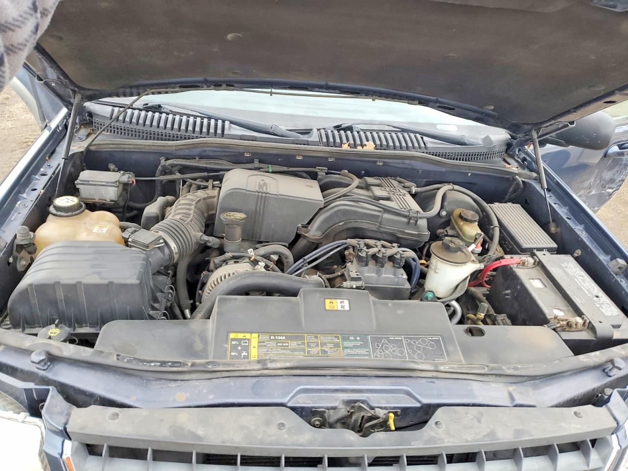 2002 FORD EXPLORER XLT photo 12