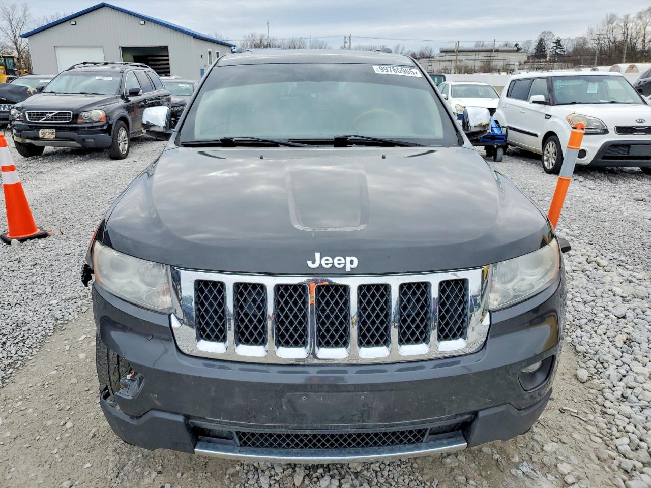 2011 JEEP GRAND CHEROKEE OVERLAND photo 5