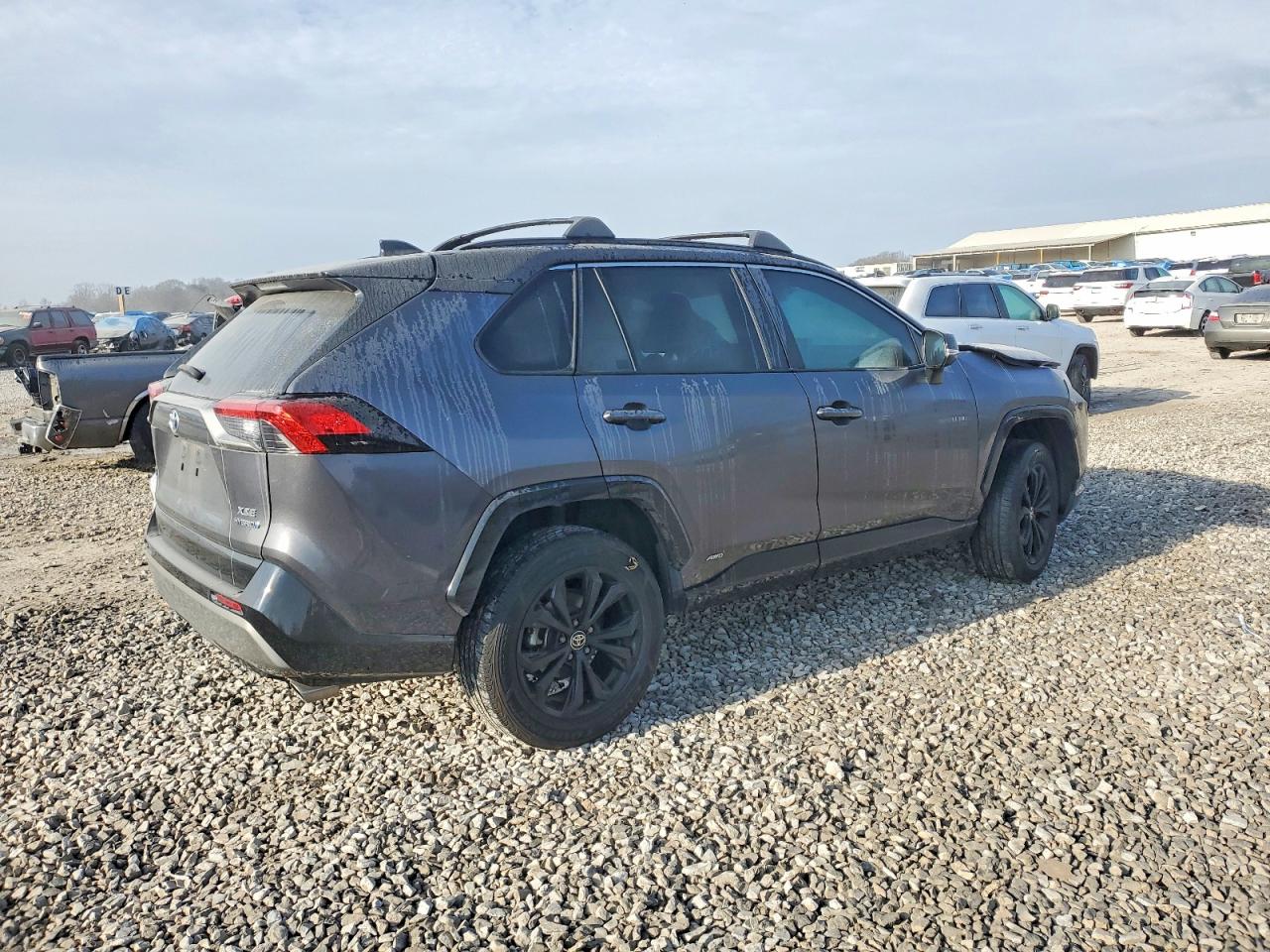 2022 TOYOTA RAV4 XSE photo 3