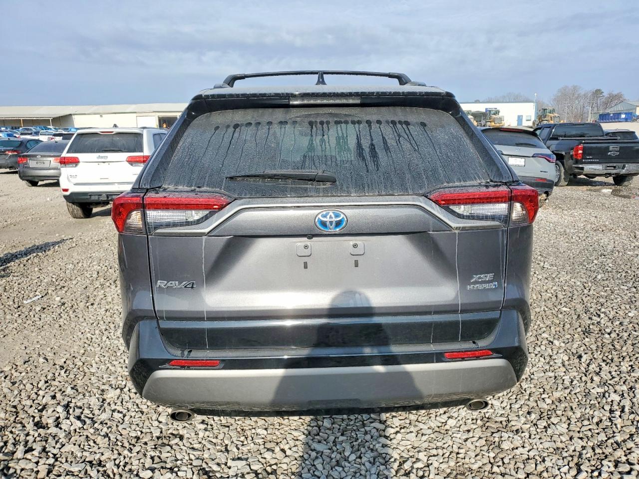 2022 TOYOTA RAV4 XSE photo 6