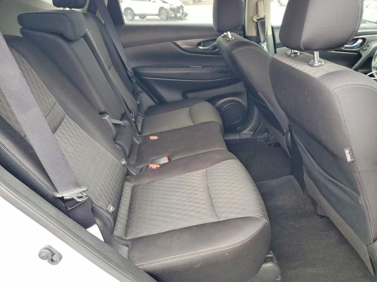 2018 NISSAN ROGUE S photo 10