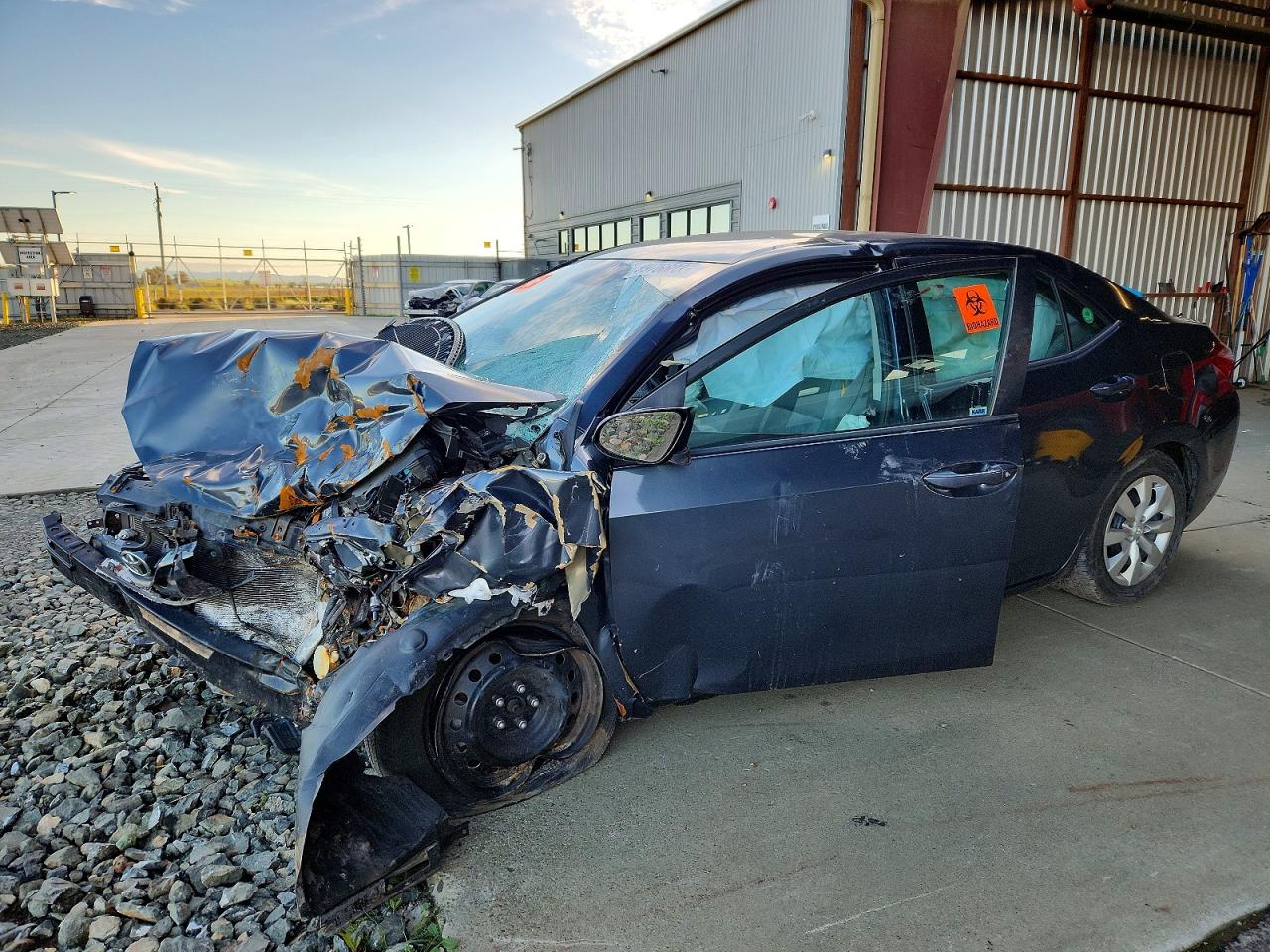 2015 TOYOTA COROLLA