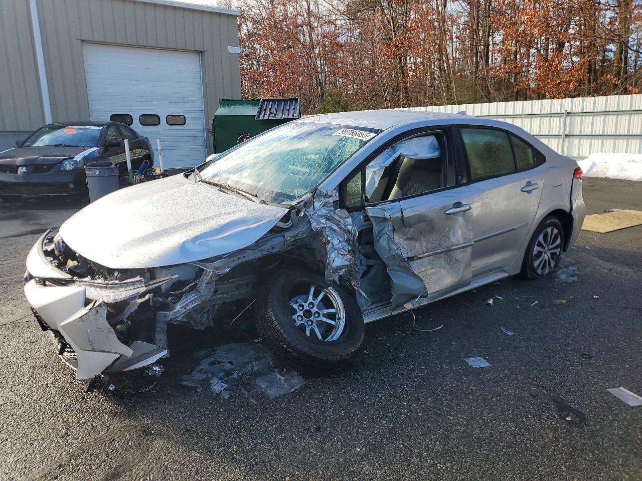 2021 TOYOTA COROLLA