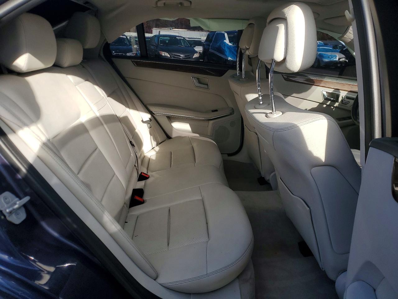 2016 MERCEDES-BENZ E 350 4MATIC photo 19