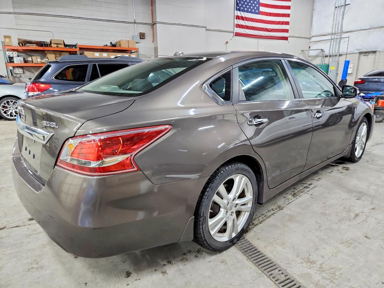 2013 NISSAN ALTIMA 3.5 S photo 3