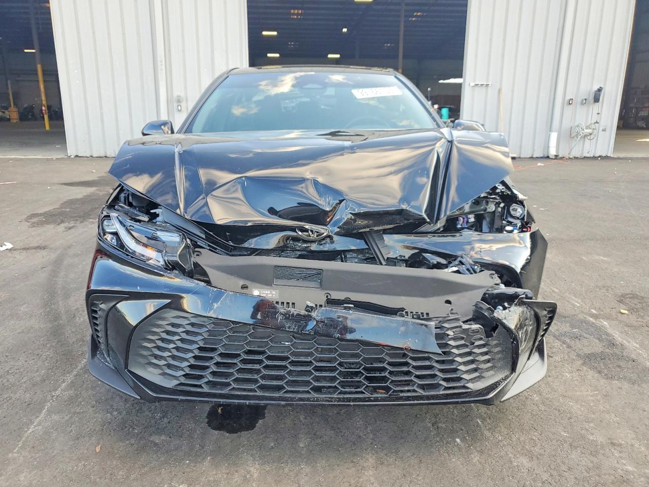 2025 TOYOTA CAMRY XSE photo 5