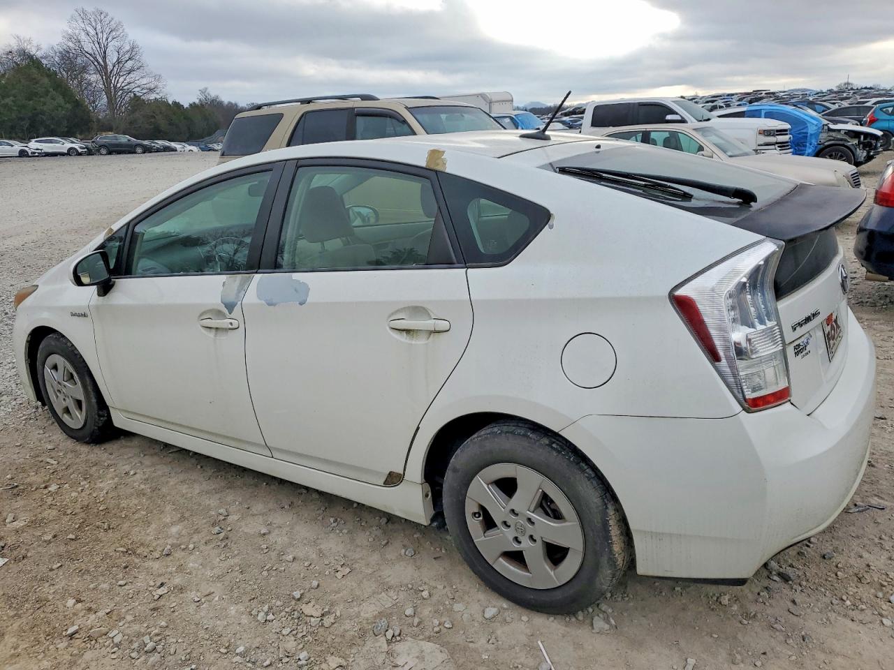 2010 TOYOTA PRIUS photo 2