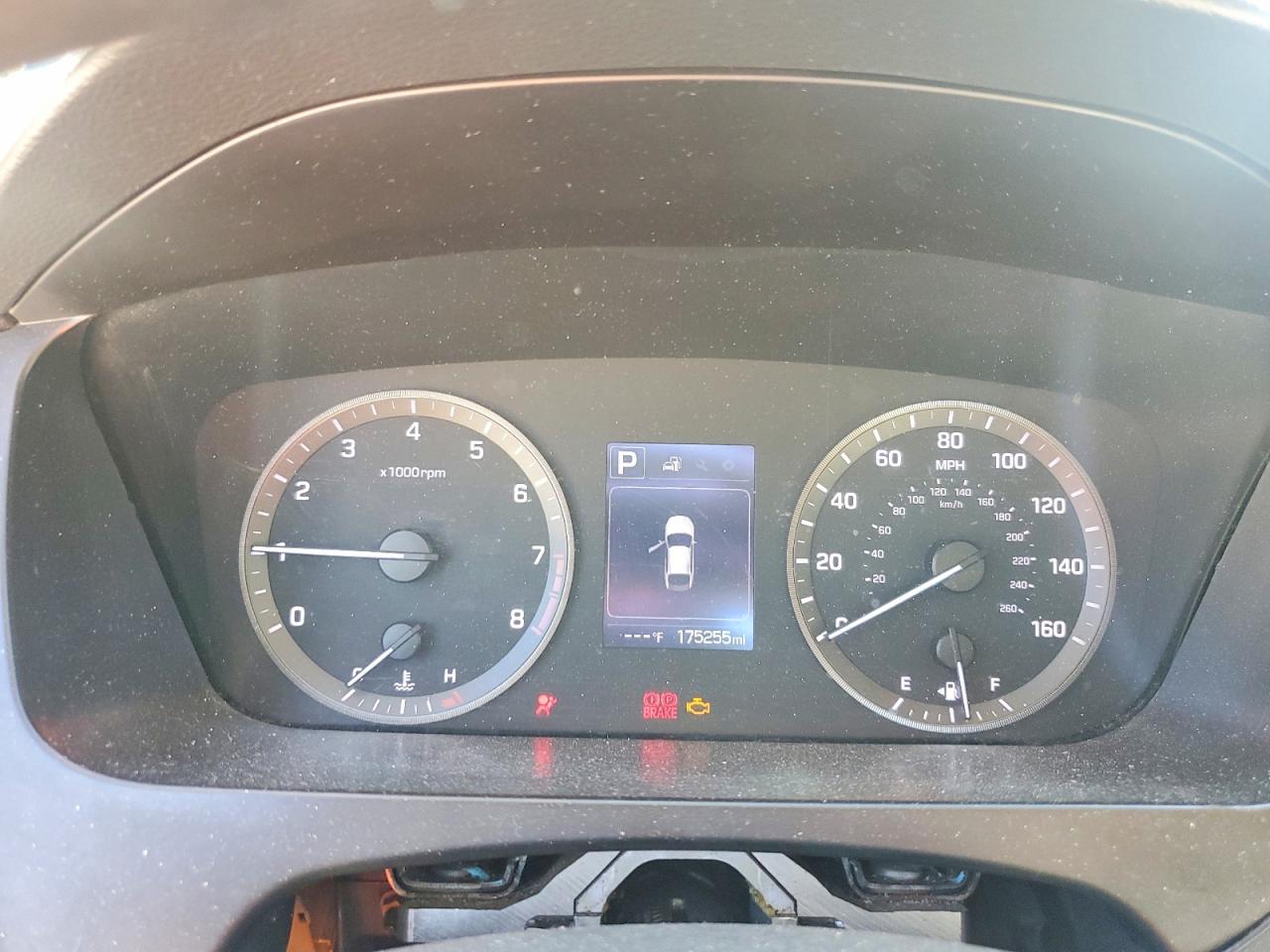 2017 HYUNDAI SONATA SE photo 25