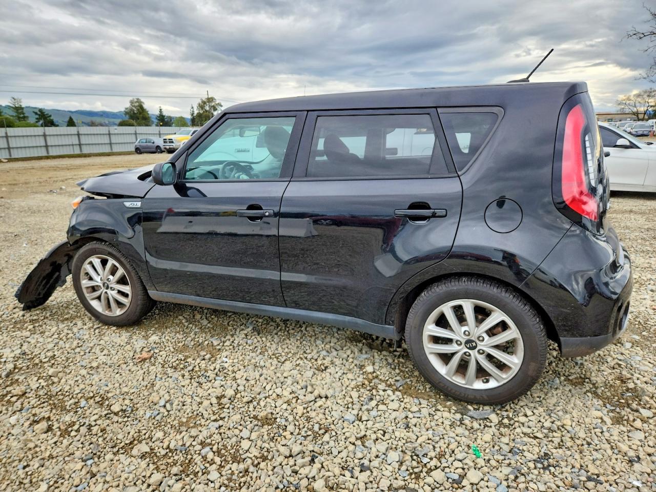 2018 KIA SOUL + photo 3