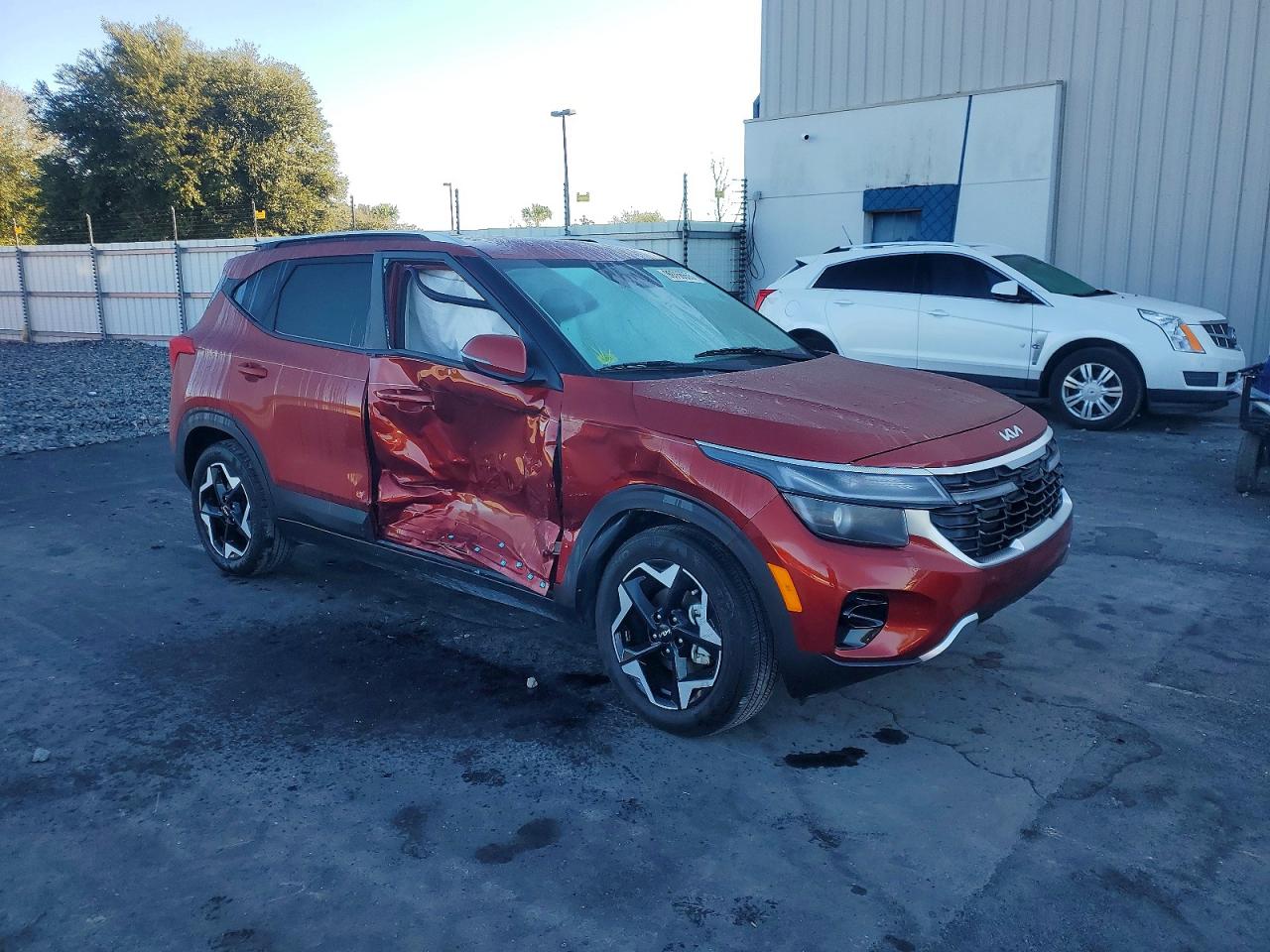 2025 KIA SELTOS S photo 4