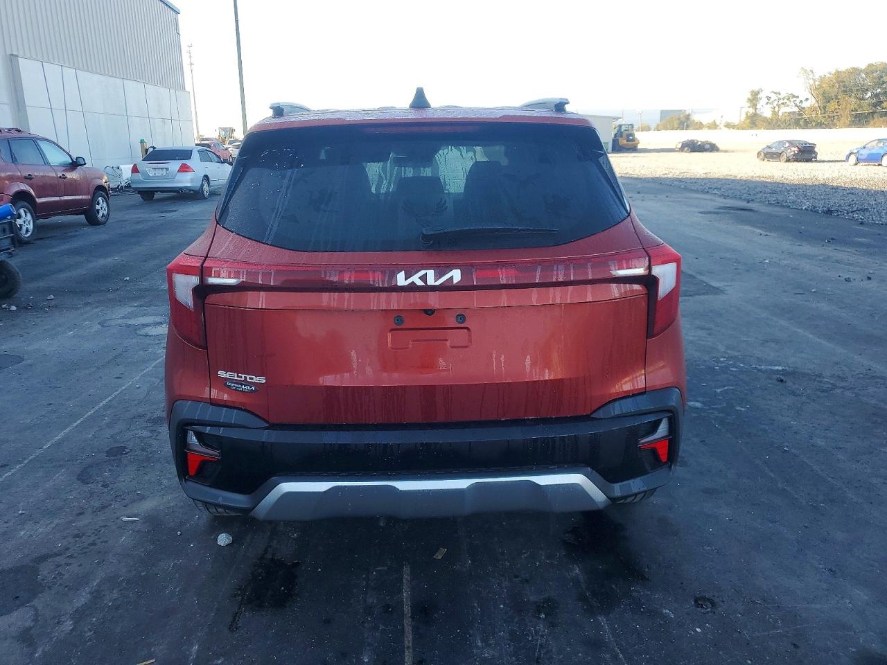 2025 KIA SELTOS S photo 6