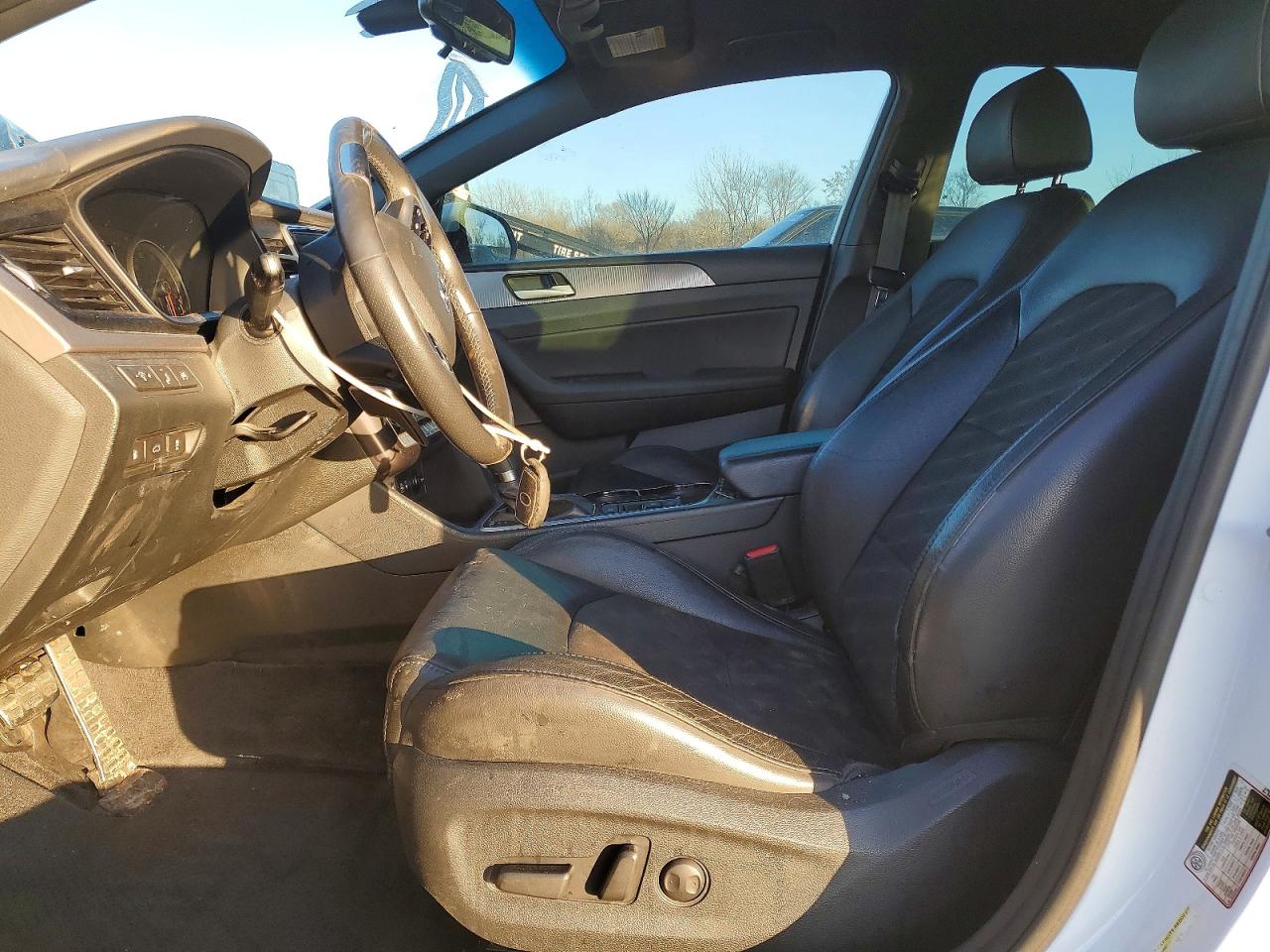 2018 HYUNDAI SONATA SPORT photo 7