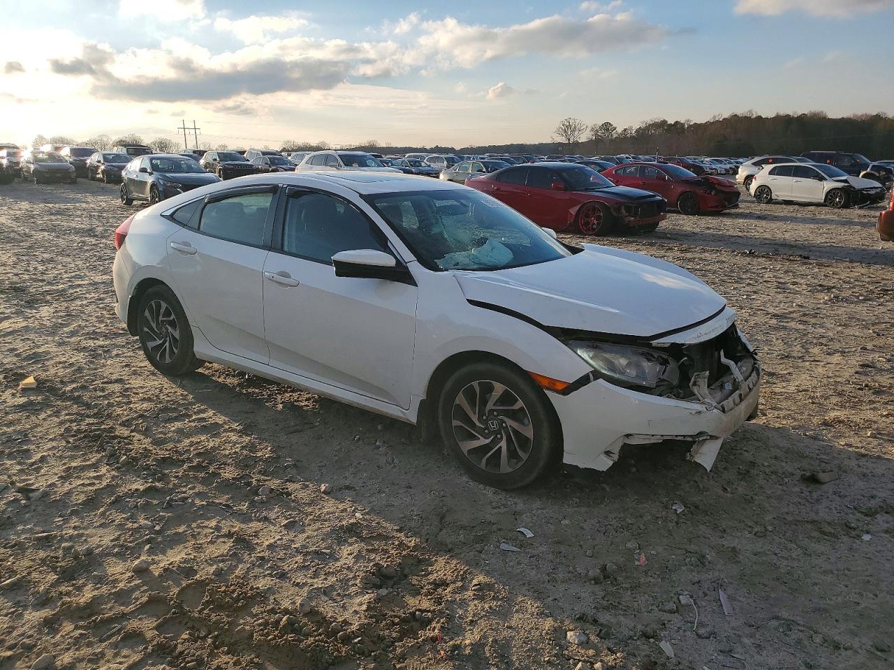 2016 HONDA CIVIC EX photo 4