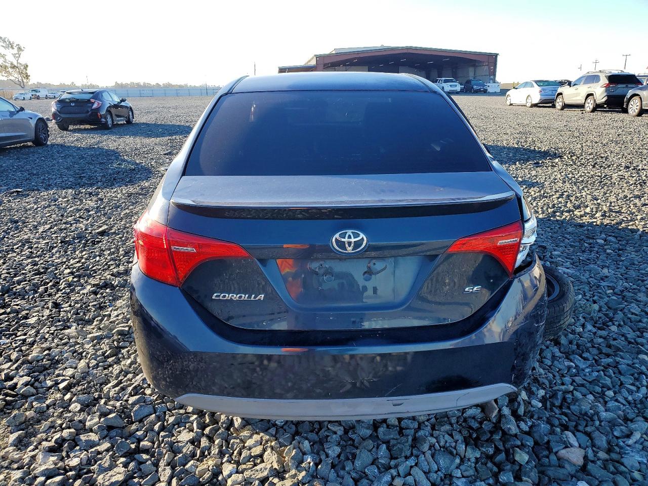 2018 TOYOTA COROLLA L photo 6
