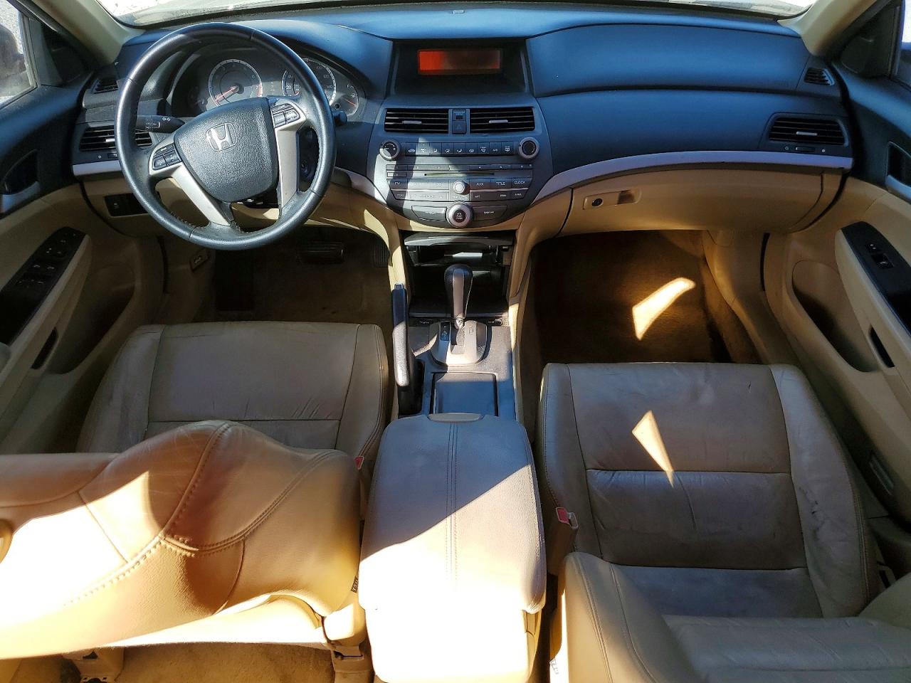 2011 HONDA ACCORD SE photo 8