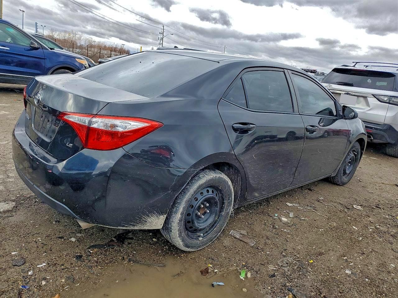 2015 TOYOTA COROLLA L photo 3