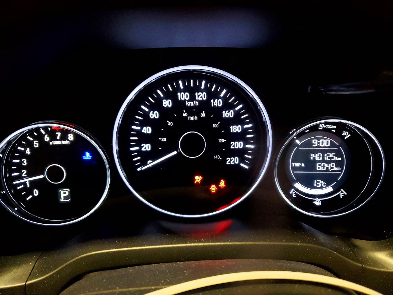 2016 HONDA HR-V LX photo 9