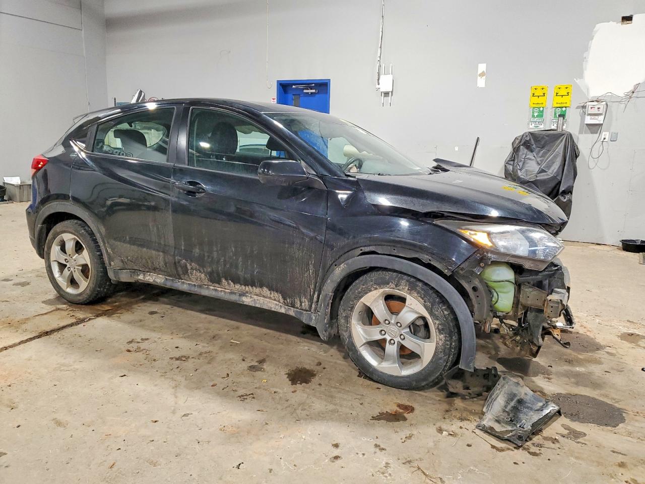 2016 HONDA HR-V LX photo 4