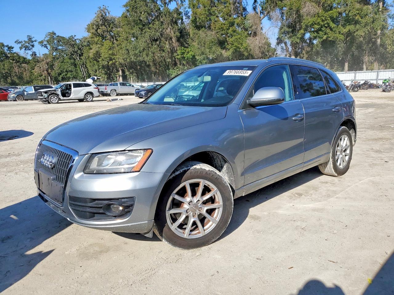 2011 AUDI Q5