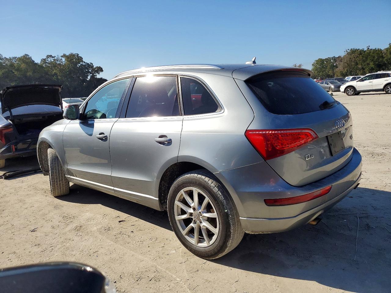 2011 AUDI Q5 PREMIUM photo 2