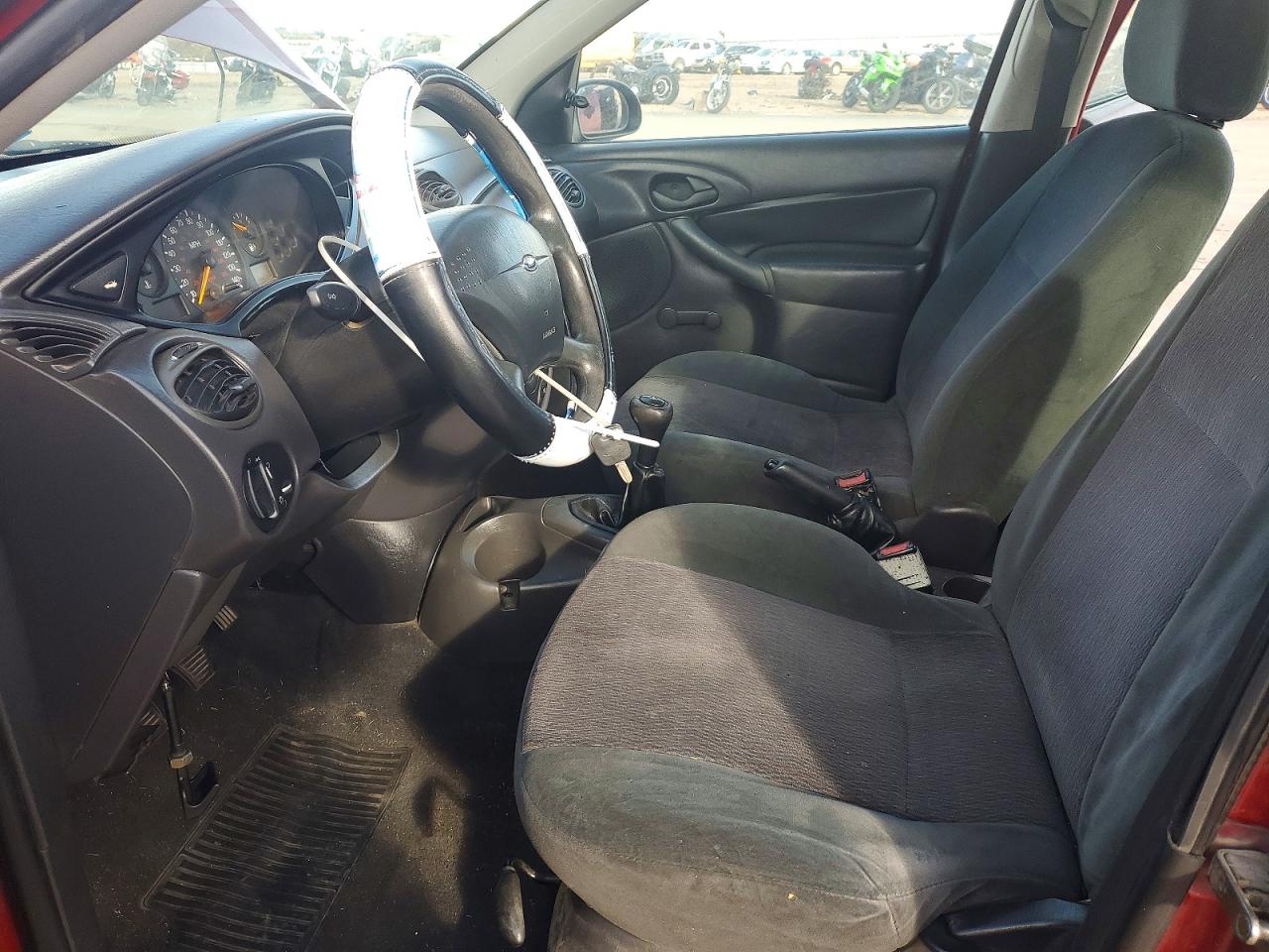 2000 FORD FOCUS LX photo 7