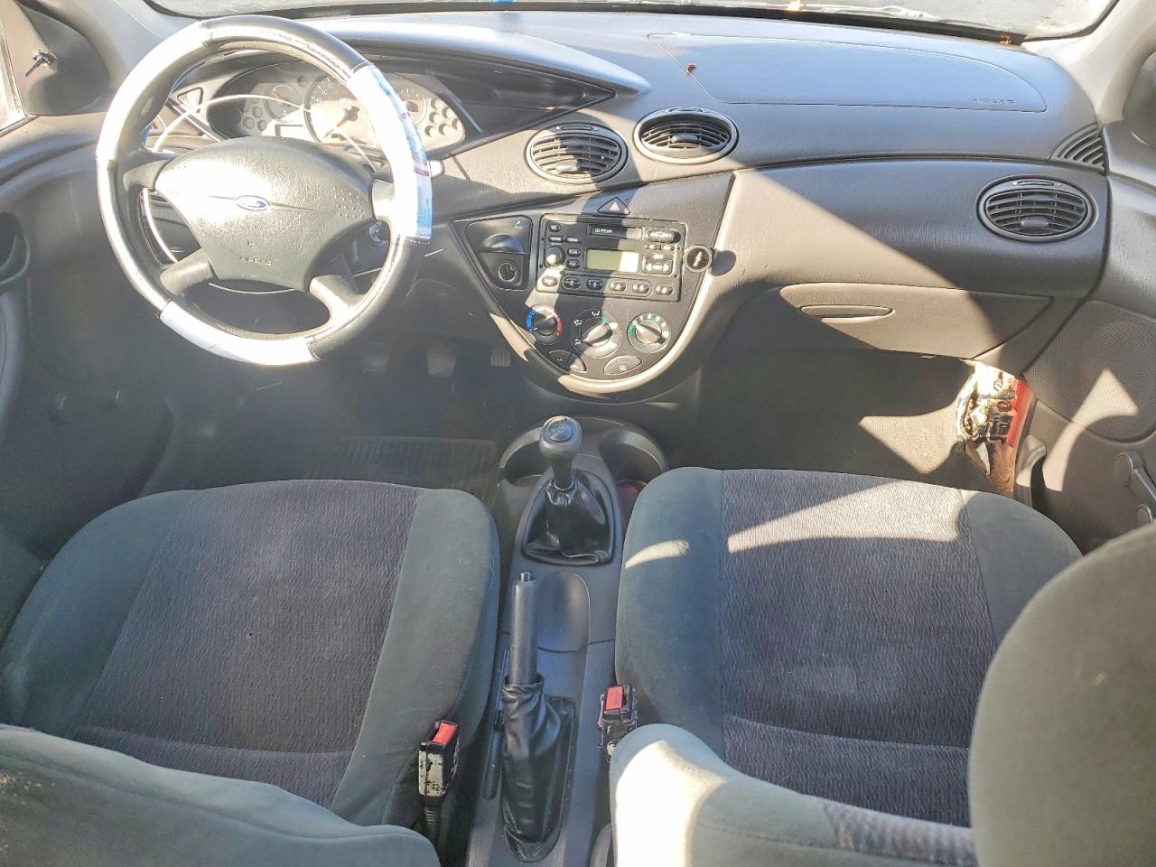 2000 FORD FOCUS LX photo 8