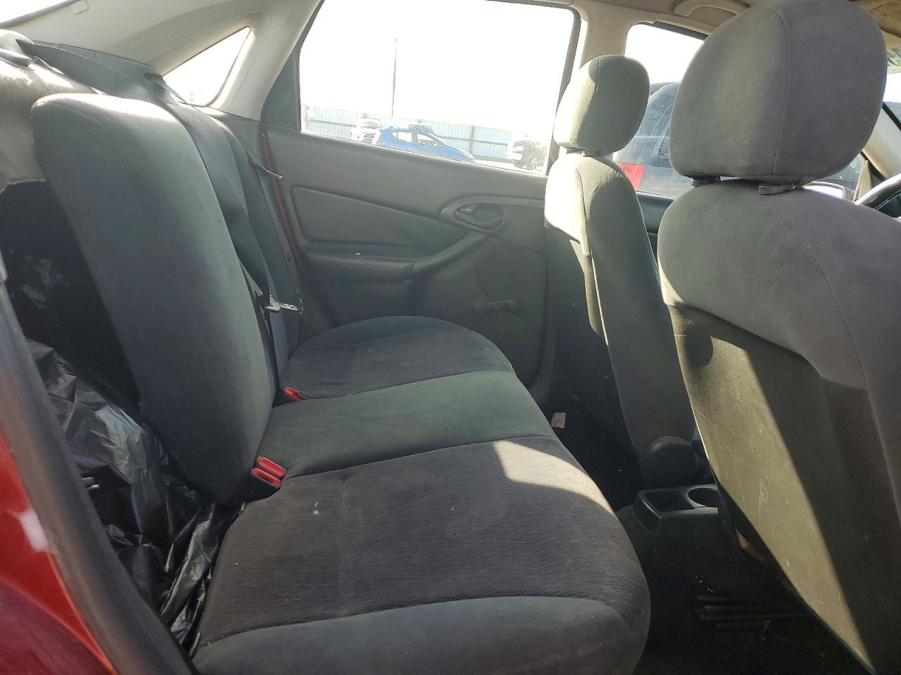 2000 FORD FOCUS LX photo 10