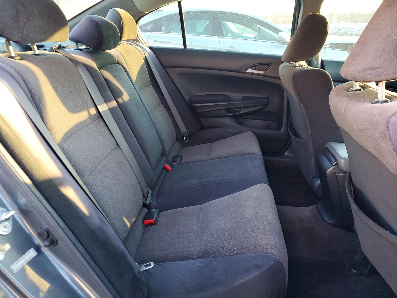 2009 HONDA ACCORD LX photo 10