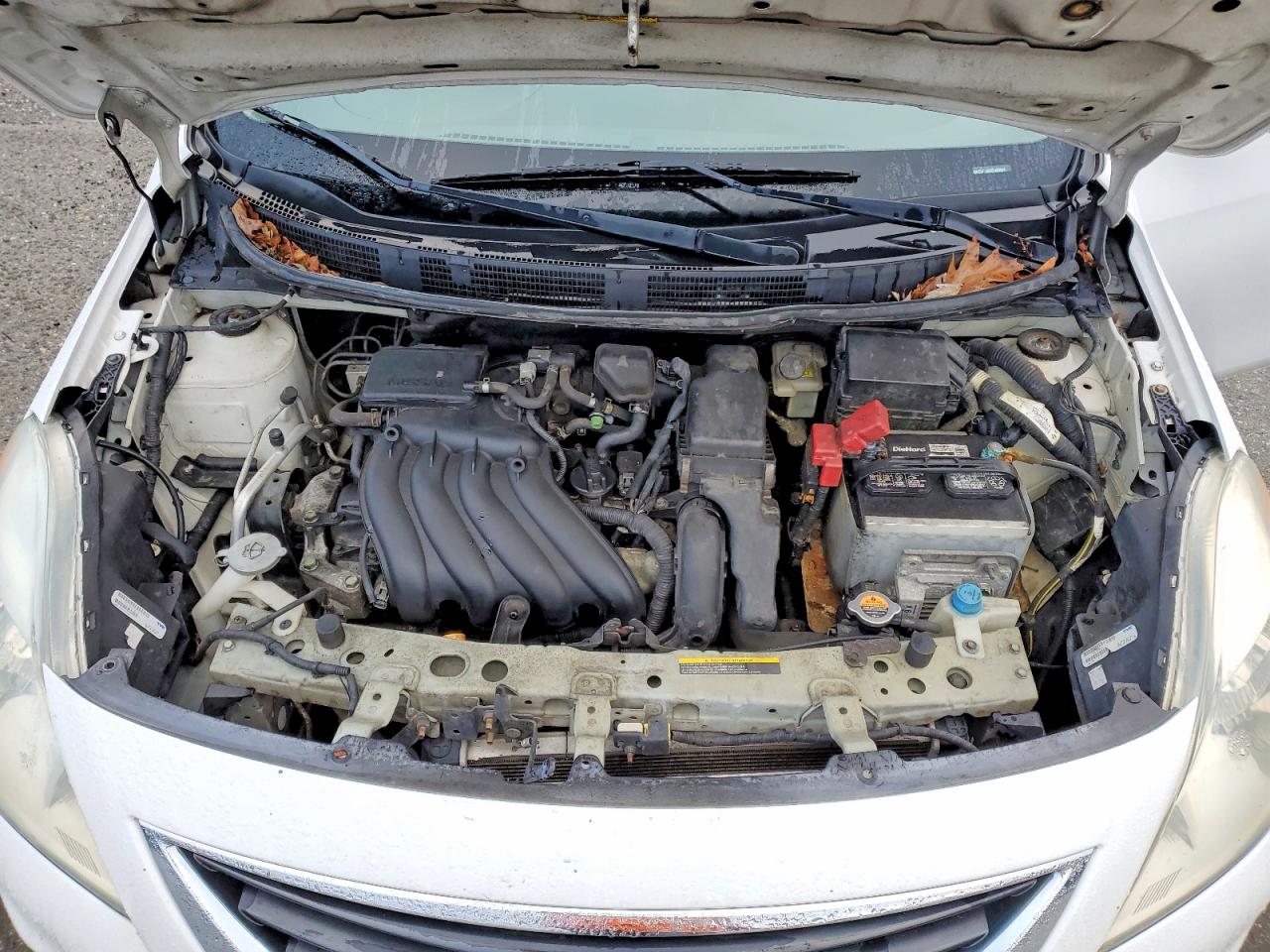 2012 NISSAN VERSA S photo 11