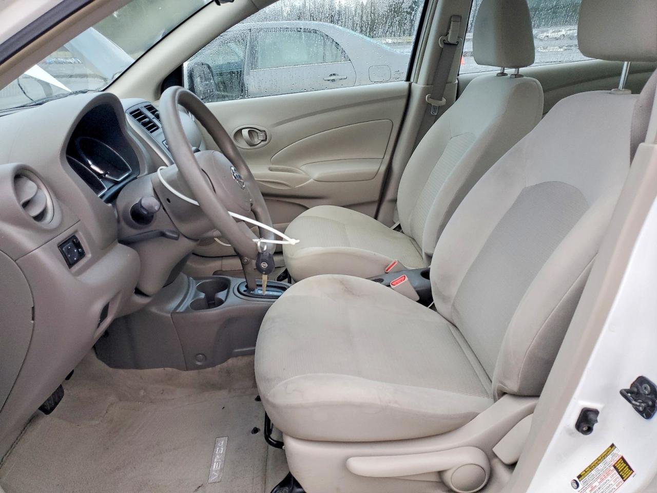 2012 NISSAN VERSA S photo 7