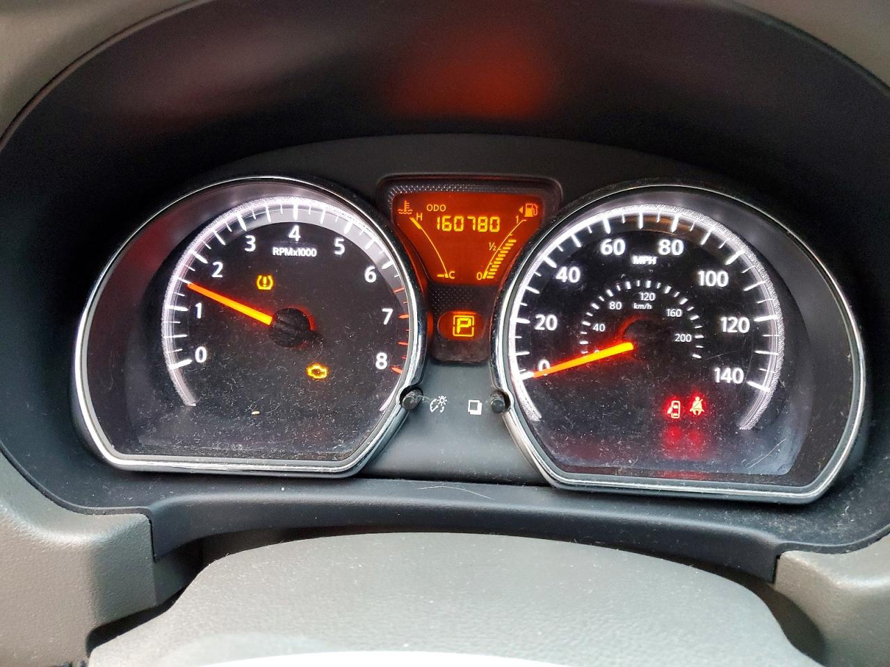 2012 NISSAN VERSA S photo 9