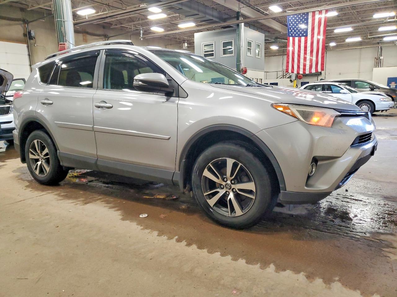 2018 TOYOTA RAV4 ADVENTURE photo 4