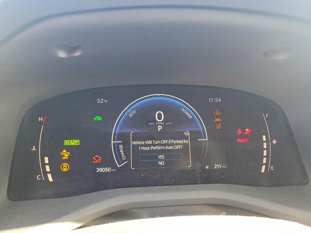 2025 TOYOTA CAMRY XSE photo 9