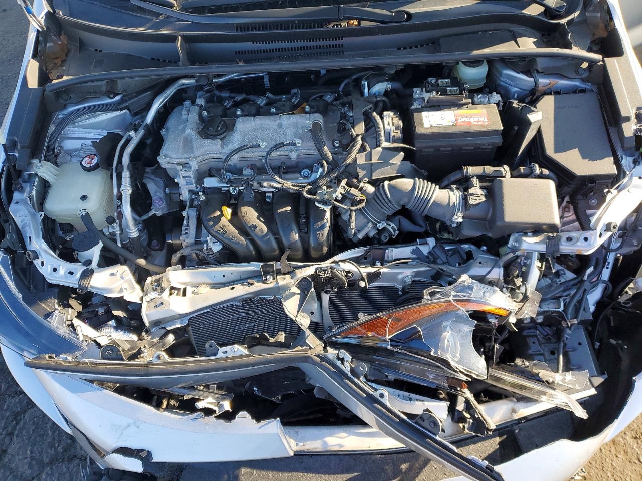 2022 TOYOTA COROLLA LE photo 11