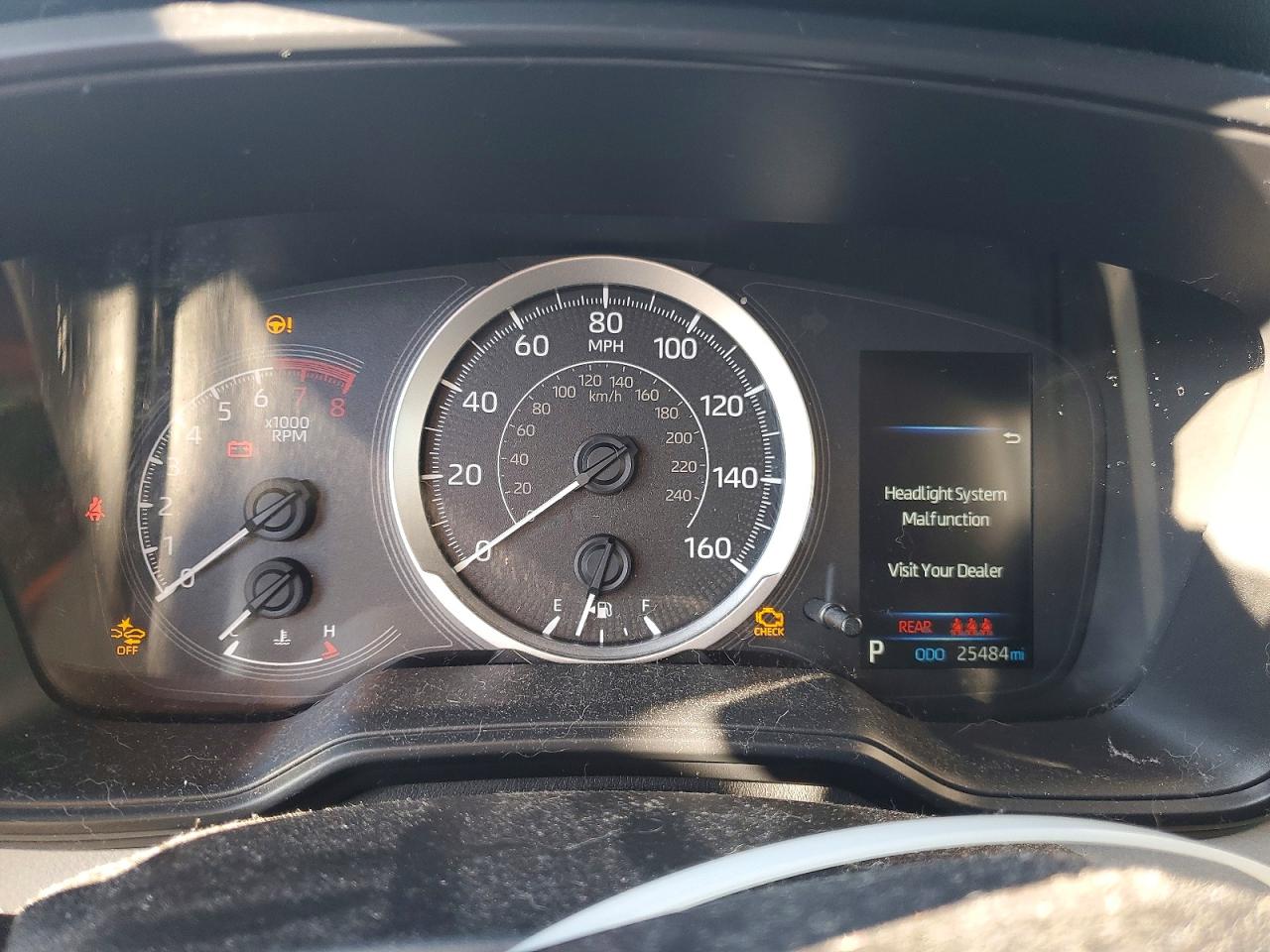 2022 TOYOTA COROLLA LE photo 9