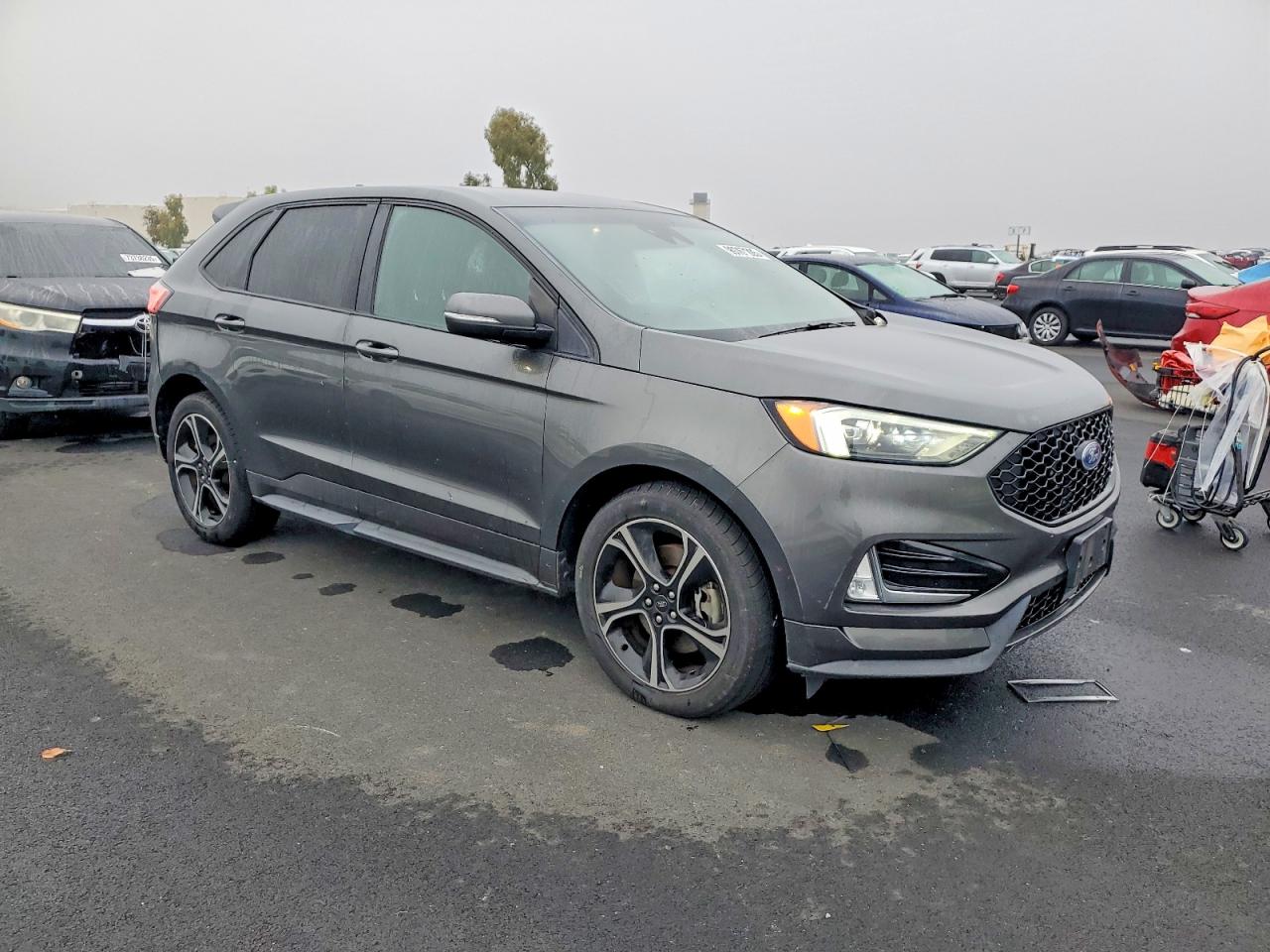 2019 FORD EDGE ST photo 4