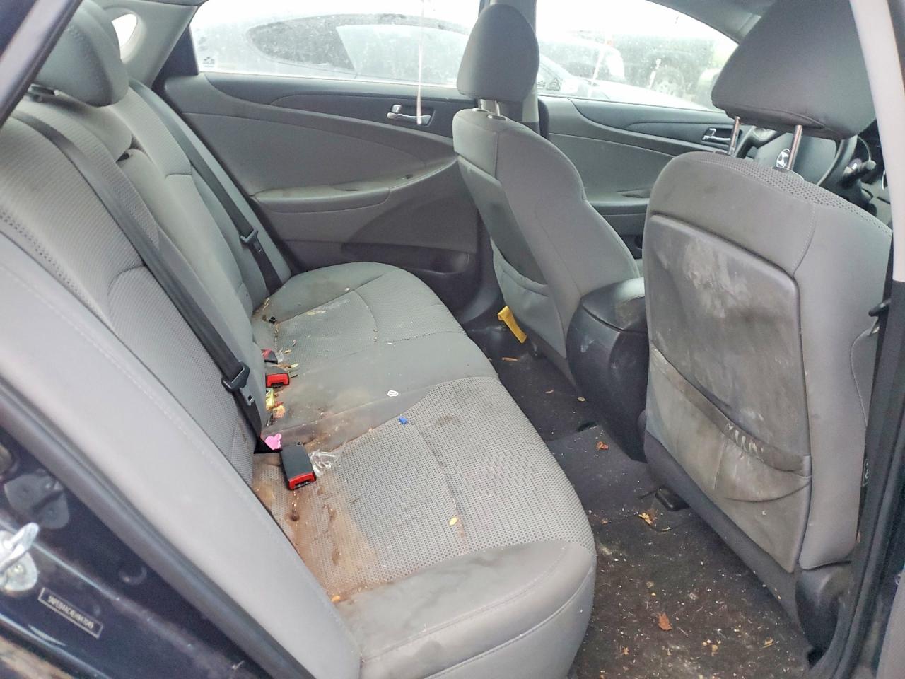 2014 HYUNDAI SONATA GLS photo 10