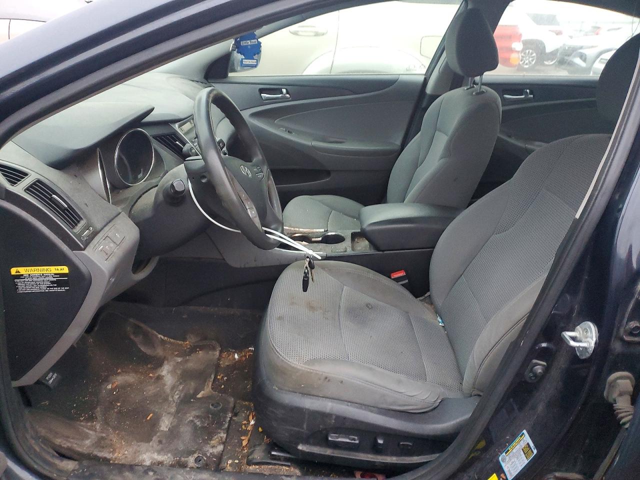 2014 HYUNDAI SONATA GLS photo 7
