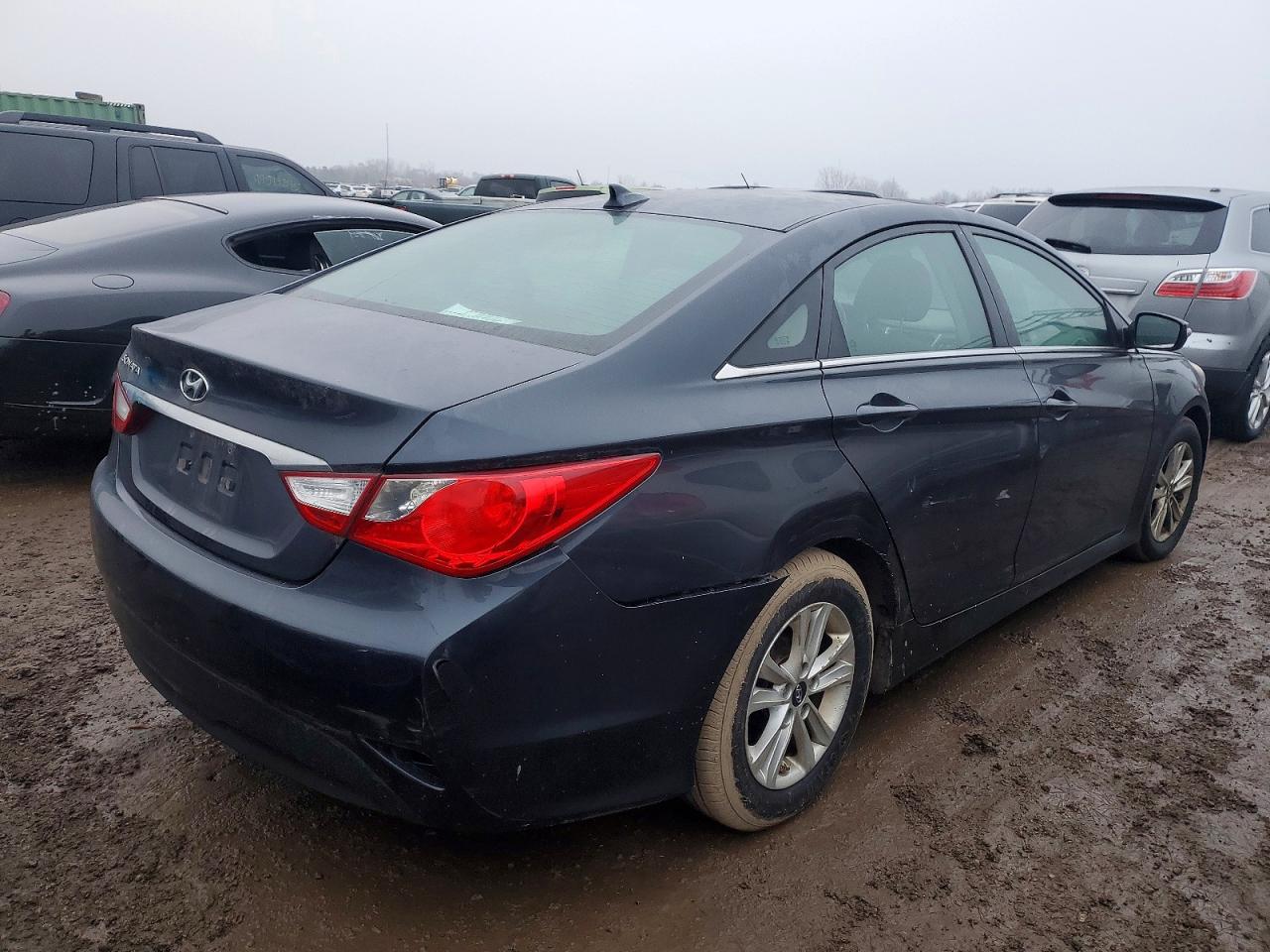 2014 HYUNDAI SONATA GLS photo 3