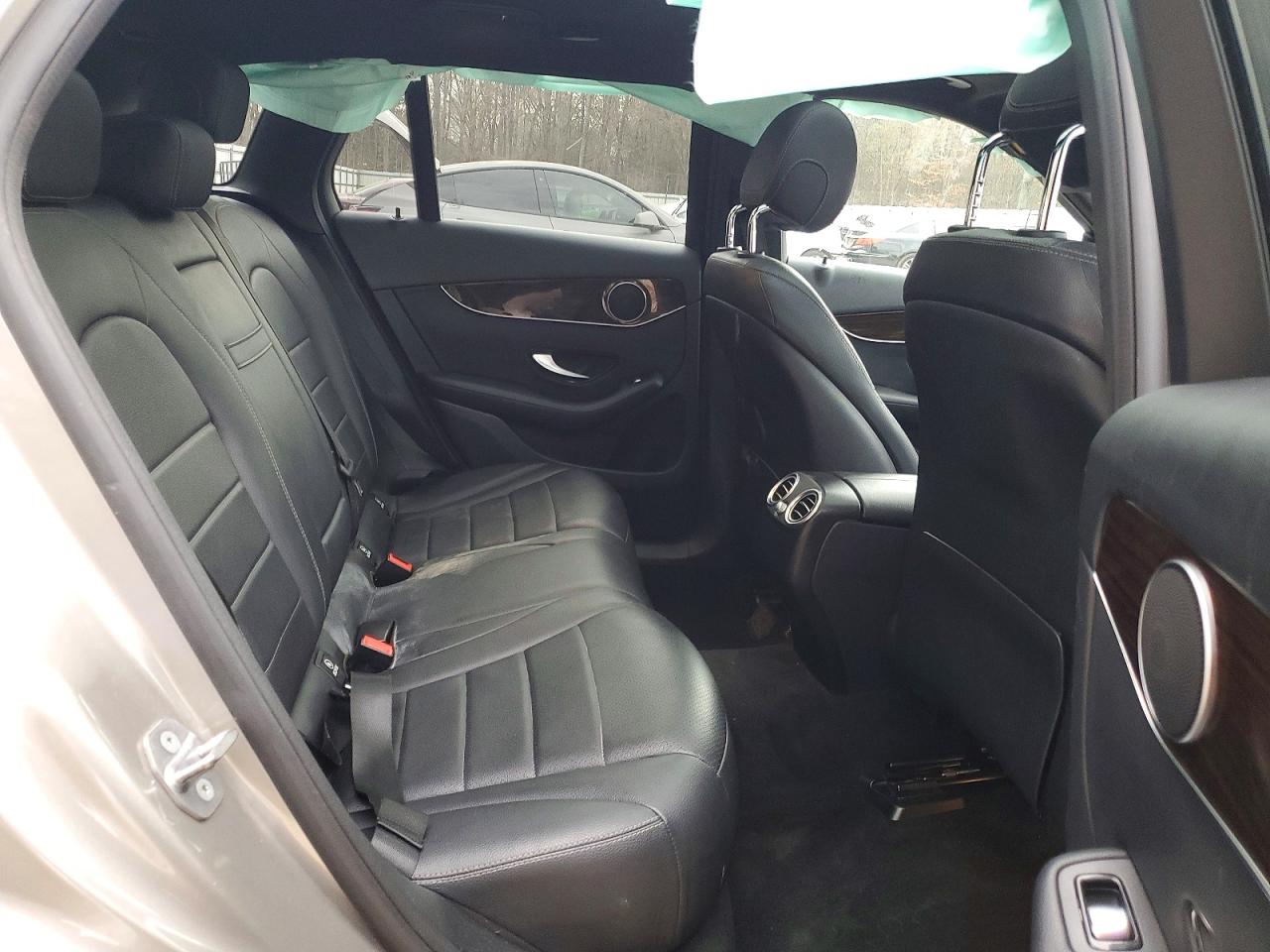2020 MERCEDES-BENZ GLC 300 photo 11