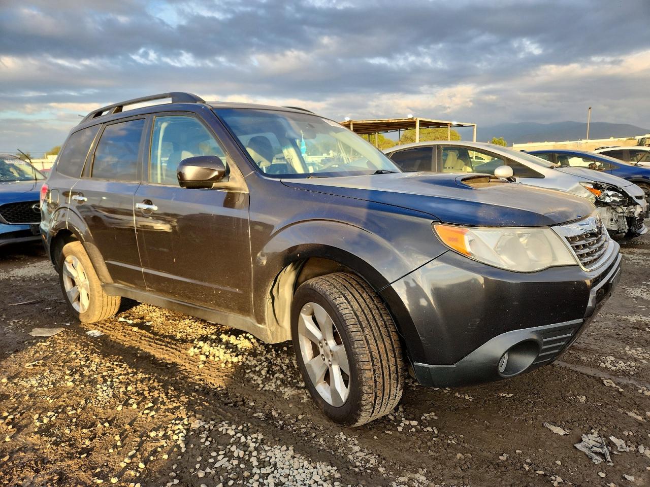 2010 SUBARU FORESTER 2.5XT LIMITED photo 4